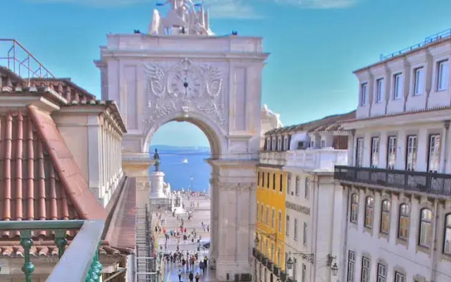 Your Home In Bairro Alto Lisbon