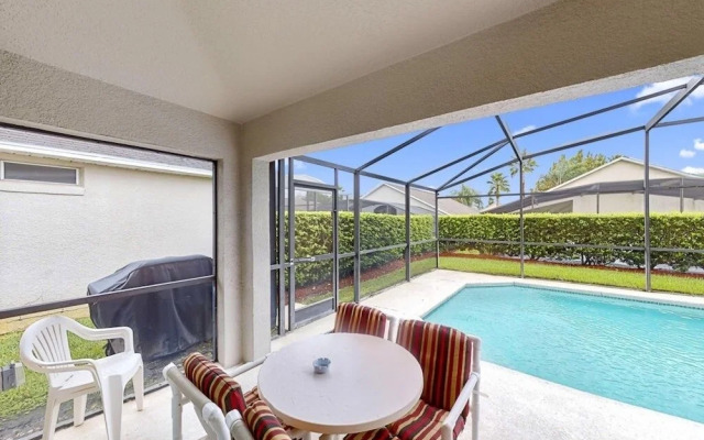 5 Bedroom Beautiful Pool Home! 5 Home by Redawning