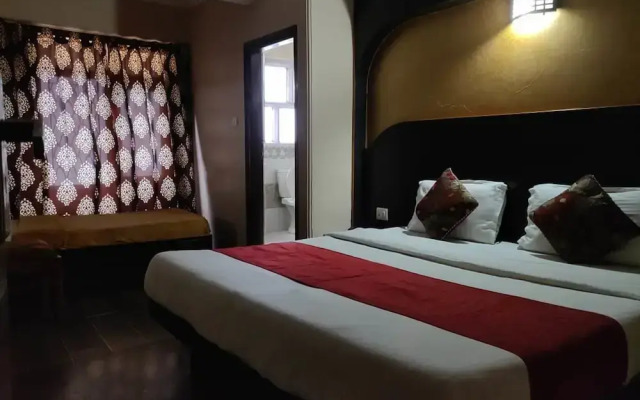 Hotel Sidharth Regency