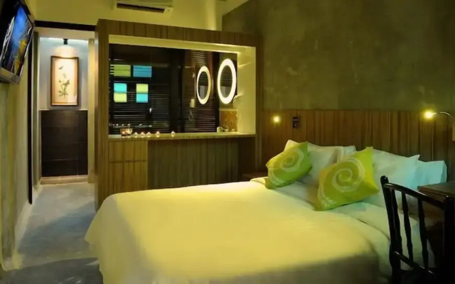 The Yard Boutique Hotel