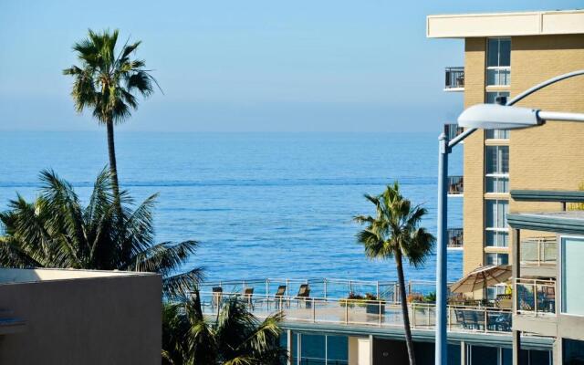 Laguna Brisas - A Beach Hotel