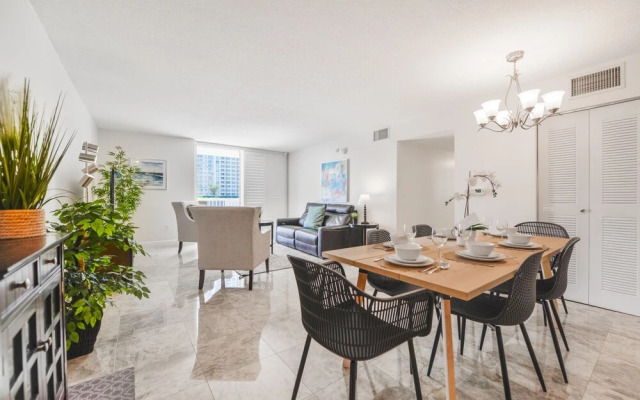 Ocean View Exquisite Brickell