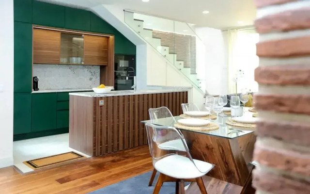 Green Gorgeous - 3 Bedroom Getaway in the Heart