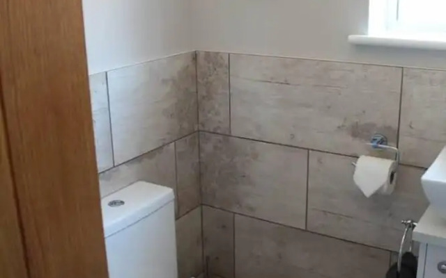 Remarkable 2-bed House in Walesby Nottinghamshire