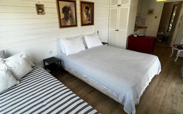 Valentina Tiny House with Sea View