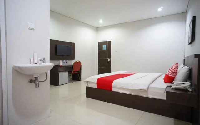 OYO 1477 Athar 88 Hotel