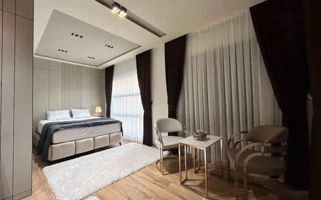 Grand Diker Port Residence