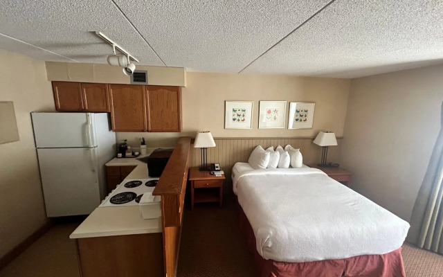 Charlottetown Inn & Conference Centre