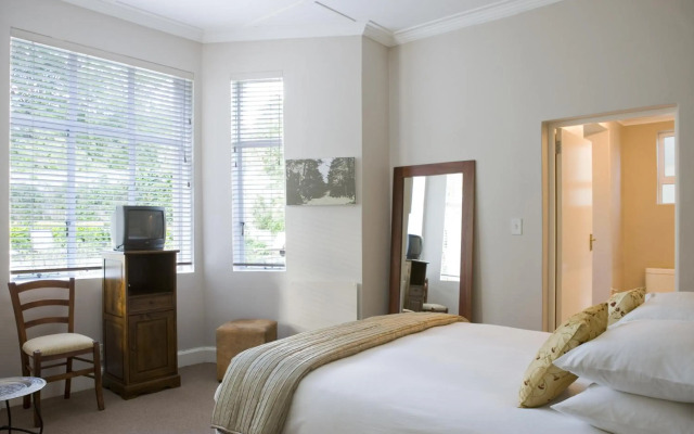 Tides End Manor House