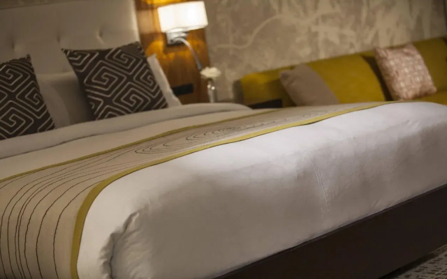 Renaissance Baton Rouge Hotel