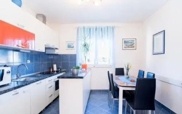 Apartment Lena