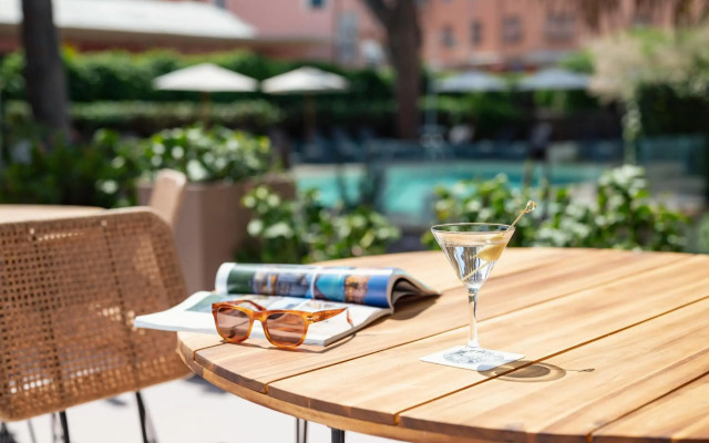 Marina Garden Hotel
