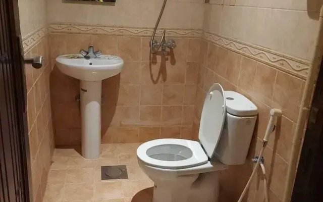 Al Arooj Hotel