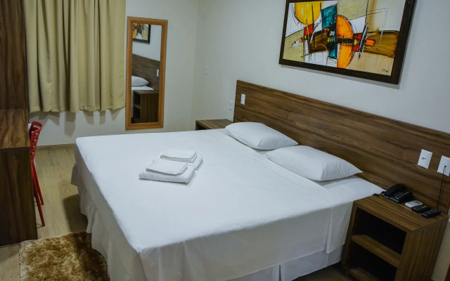 Mac Hotel