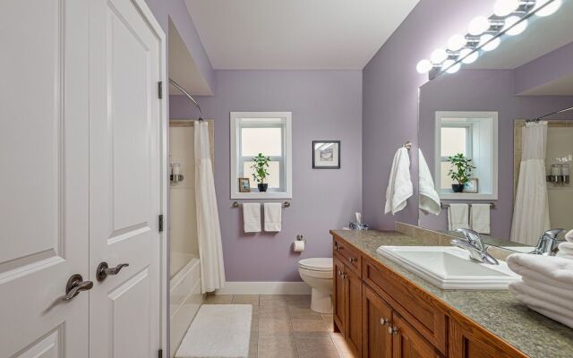 Adela's Bed and Breakfast