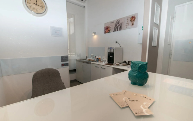 Elenoire Rooms & Suite