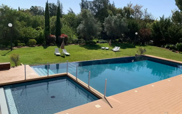 Vilamoura Club Villa 2 by Homing