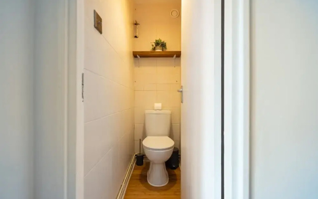 The Bermondsey Collection