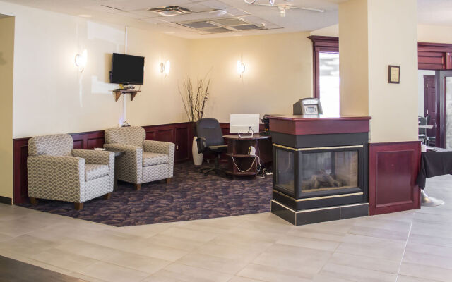 Ramada by Wyndham Nisku Edmonton Airport