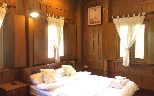 Luang Chumni Village