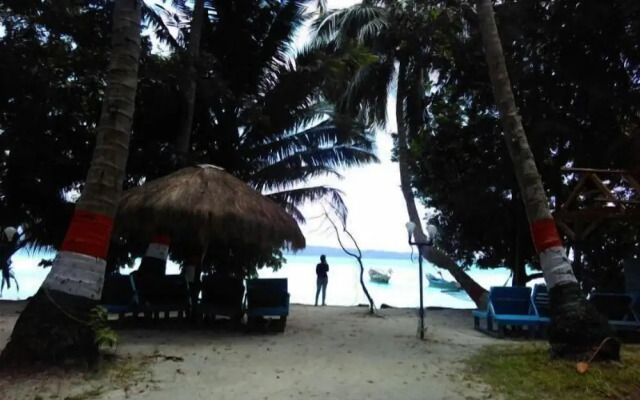 Holiday Inn Beach Resort