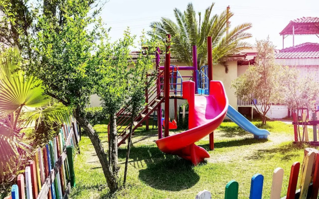 Nergos Garden Hotel