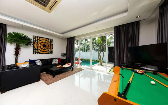 Colibri Pool Villa Pattaya