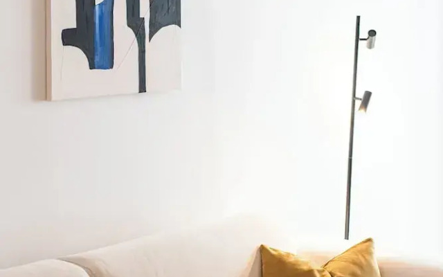 The Haus - Santa Barbara I