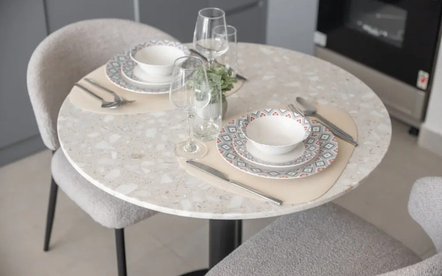 An Eye-captivating Studio in Living Garden 2