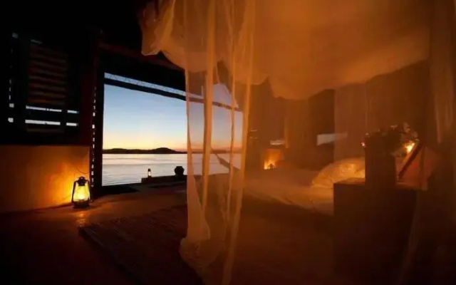 Lake Shore Lodge & Campsite