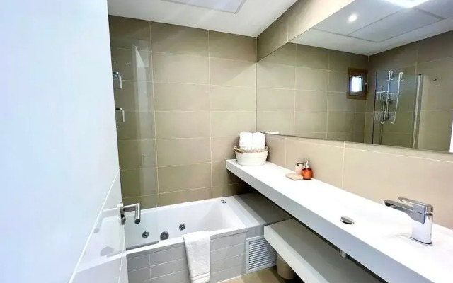 Apartments in Intempo by Leo Apartments