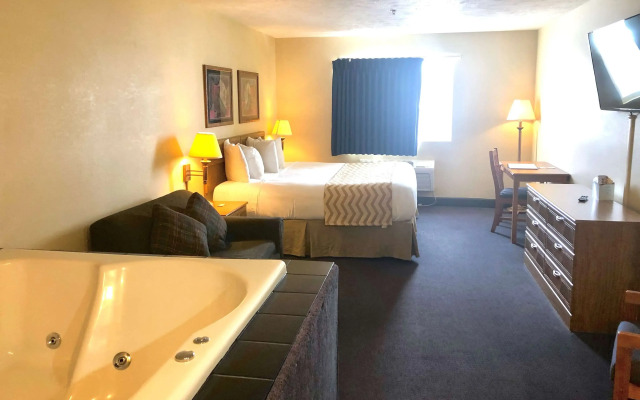 Travelodge by Wyndham Grand Island