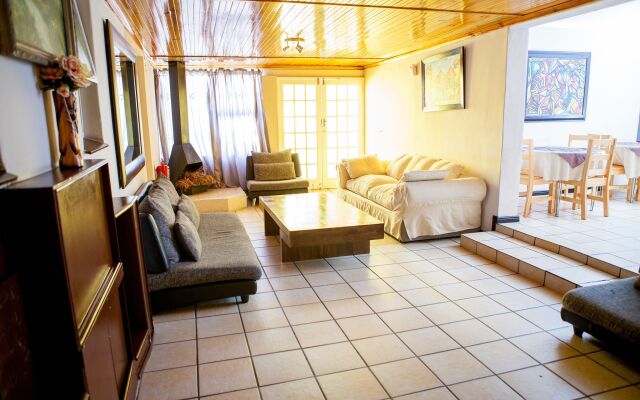 Oria Lodge - Summer Greens