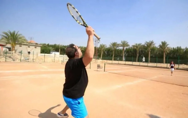 Byoot Bay Hotel & Resort