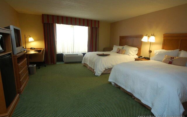 Hampton Inn Hays-North of I-70