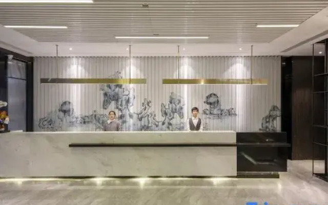 桔子酒店(苏州高铁北站采莲广场店)