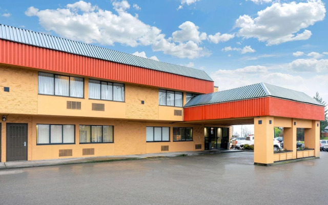 Ramada Coquitlam