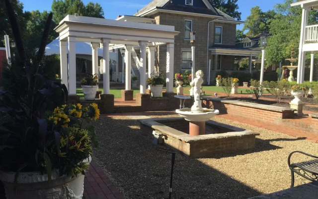 The Buxton Inn