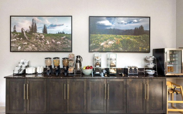 Best Western Holiday Hills