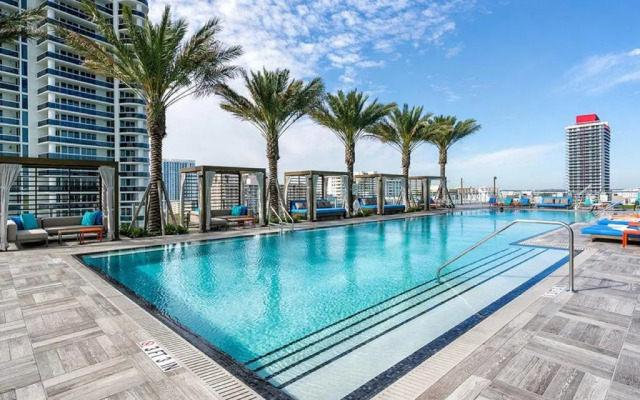 Hide Beach Residences