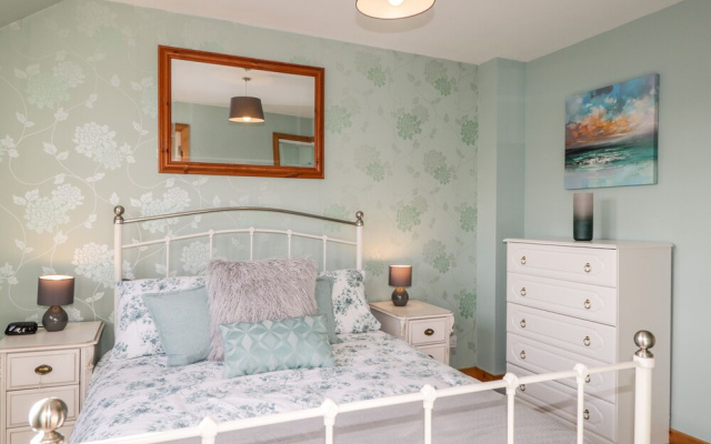 Riverview Apartment