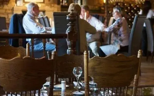 The Cook and Barker Inn