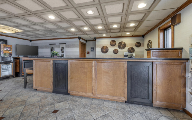 Best Western Angus Inn