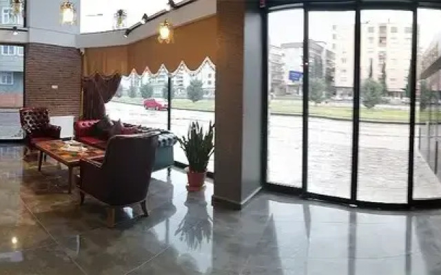 King Life Suite