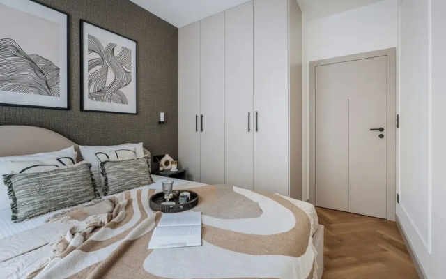 Electra Apartments by StayLab