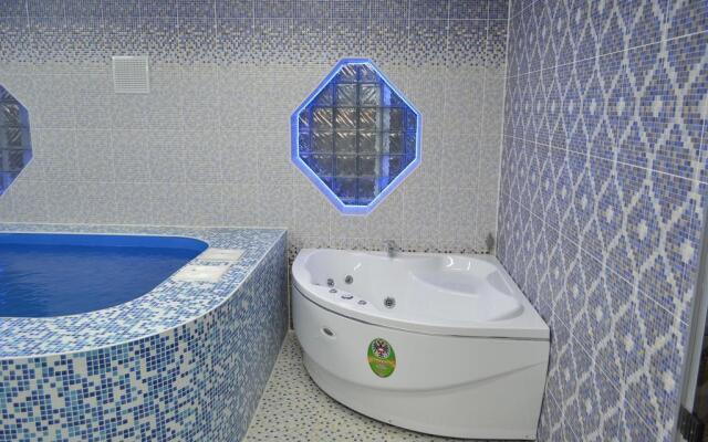 Ayhan Hotel