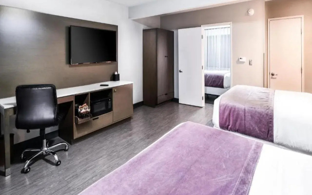 Sunset West Hotel, SureStay Collection by Best Western