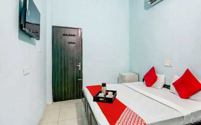 Oyo Flagship 703865 Moonlight Guest House