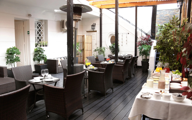 Casona Patio Bellavista