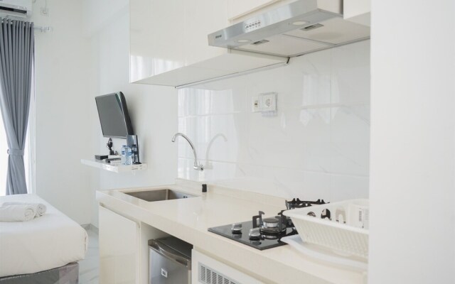 Nice And Homey Studio Room At Sky House Bsd Apartment